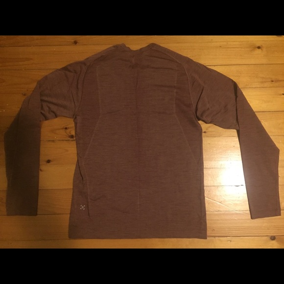 Lululemon Metal Vent Tech long sleeve - Picture 2 of 2